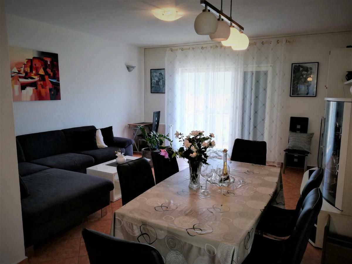 Apartments & Rooms Milena Vodice Exterior foto